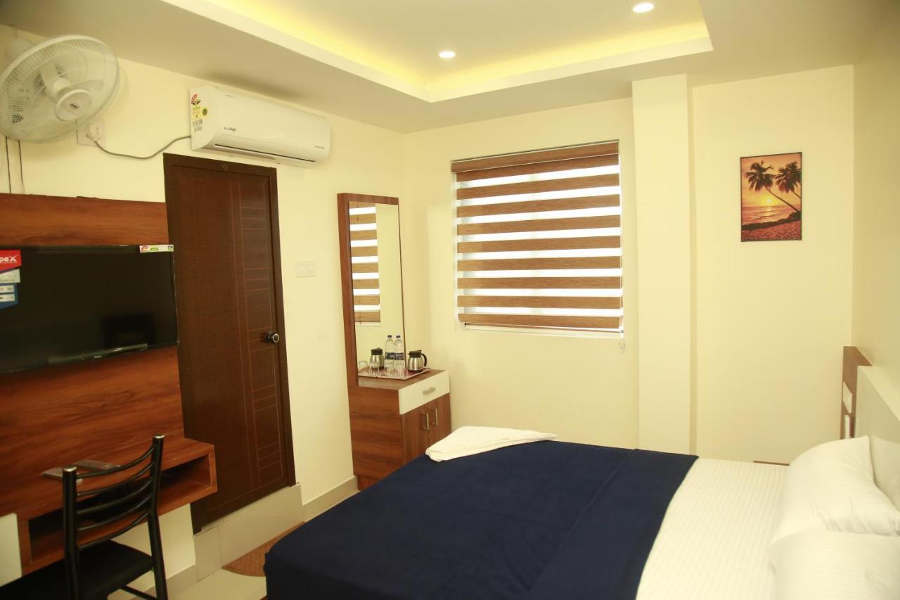 Dreams Residency Manjeri Экстерьер фото