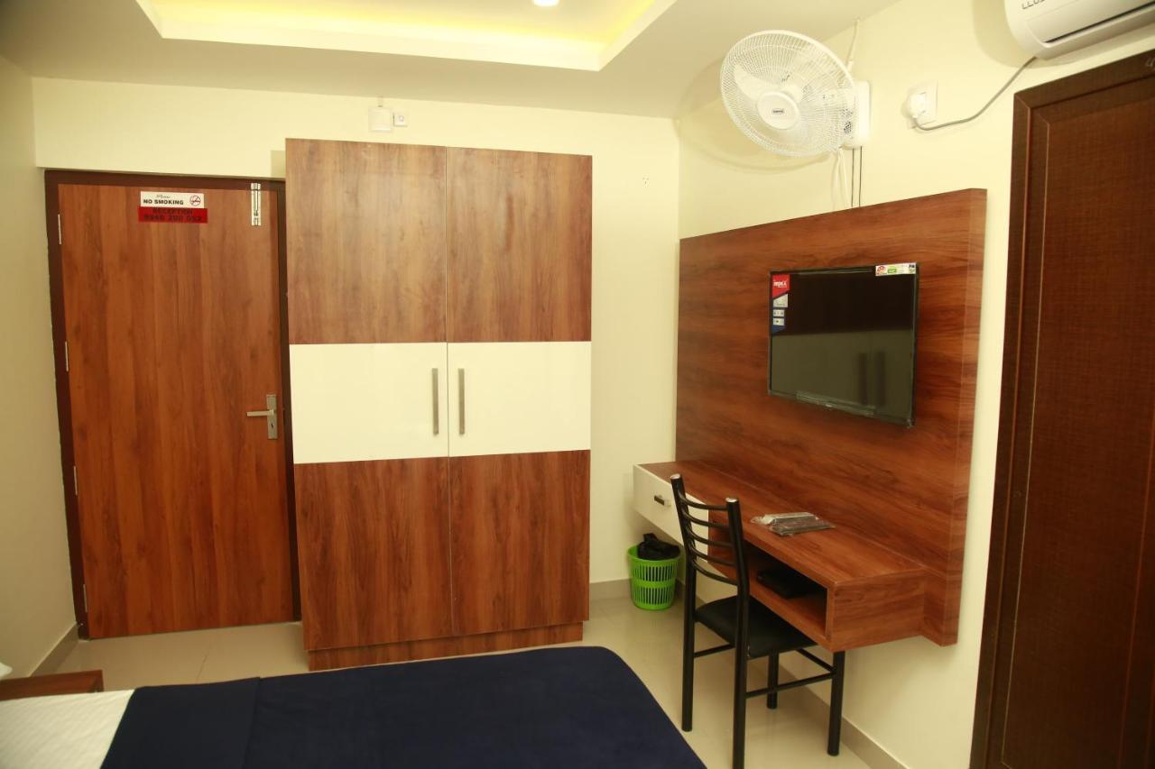Dreams Residency Manjeri Экстерьер фото